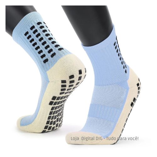 Meias Esportivas Antiderrapantes Respiráveis na cor azul claro, da Loja Digital Dig. Conforto e estilo para suas atividades. Adquira já! #LDD